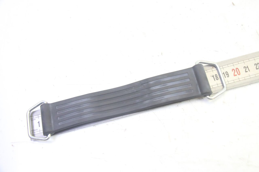 photo de BATTERY STRAP PIAGGIO MP3 500 (2016 - 2018) - Zoom on usage condition