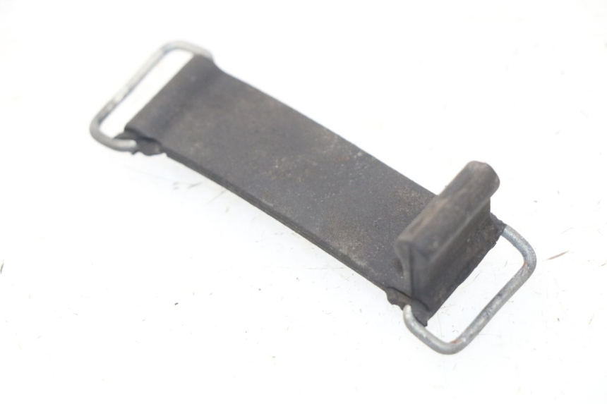 photo de BATTERY STRAP YAMAHA NEOS NEO'S 4T 50 (2008 - 2016) - Zoom on usage condition