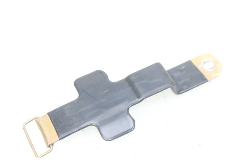 photo de BATTERY STRAP SYM ORBIT III 3 4T 50 (2018 - 2021) - Zoom on usage condition