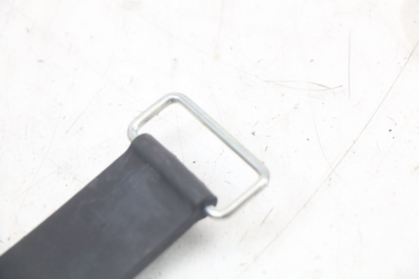 photo de BATTERY STRAP ROYAL ENFIELD CONTINENTAL GT 650 (2019 - 2024) - Product overview
