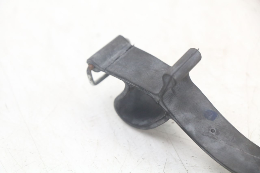 photo de BATTERY STRAP YAMAHA XMAX X-MAX ABS 125 (2017 - 2020) - Zoom on usage condition