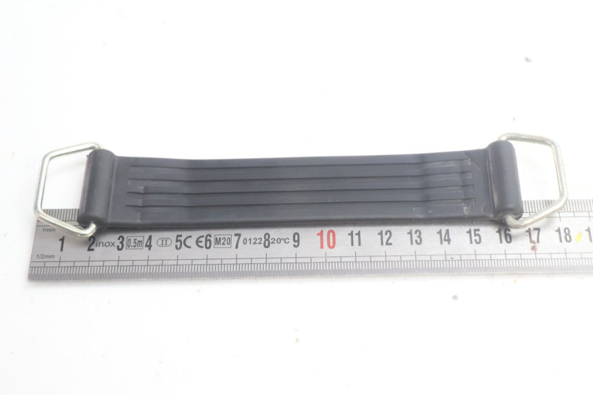 photo de TOOL KIT STRAP PIAGGIO MP3 HPE 530 (2022 - 2026) - Alternative perspective