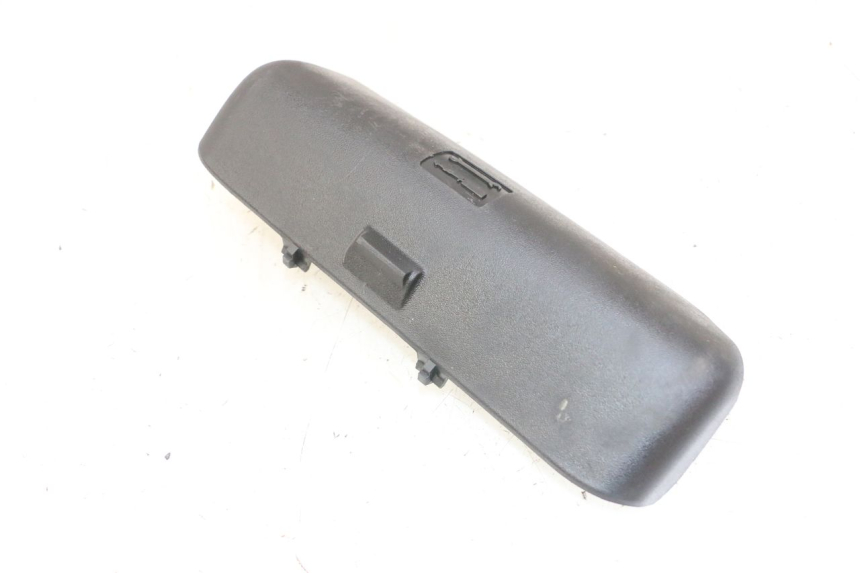 photo de TOOL KIT STRAP PIAGGIO MP3 LT 300 (2010 - 2016) - Zoom on usage condition