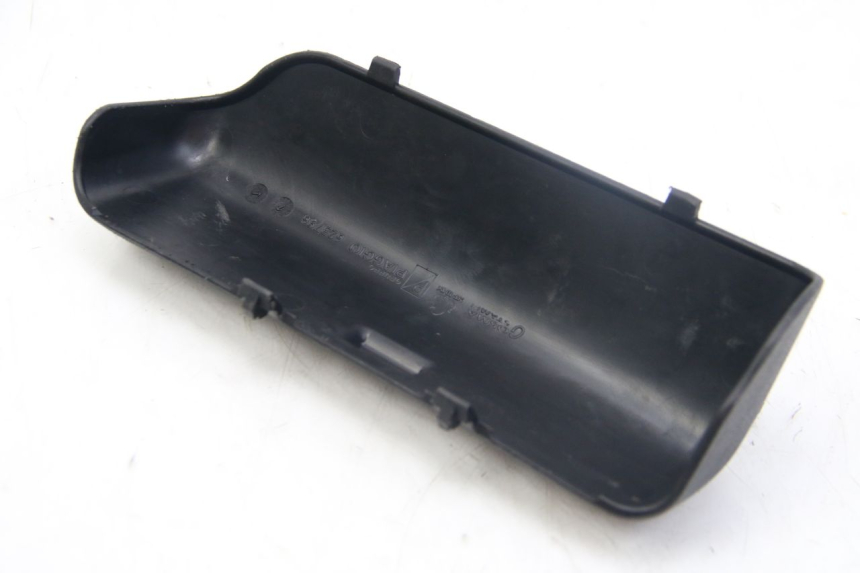 photo de TOOL KIT STRAP PIAGGIO MP3 125 (2006 - 2014) - Alternative perspective