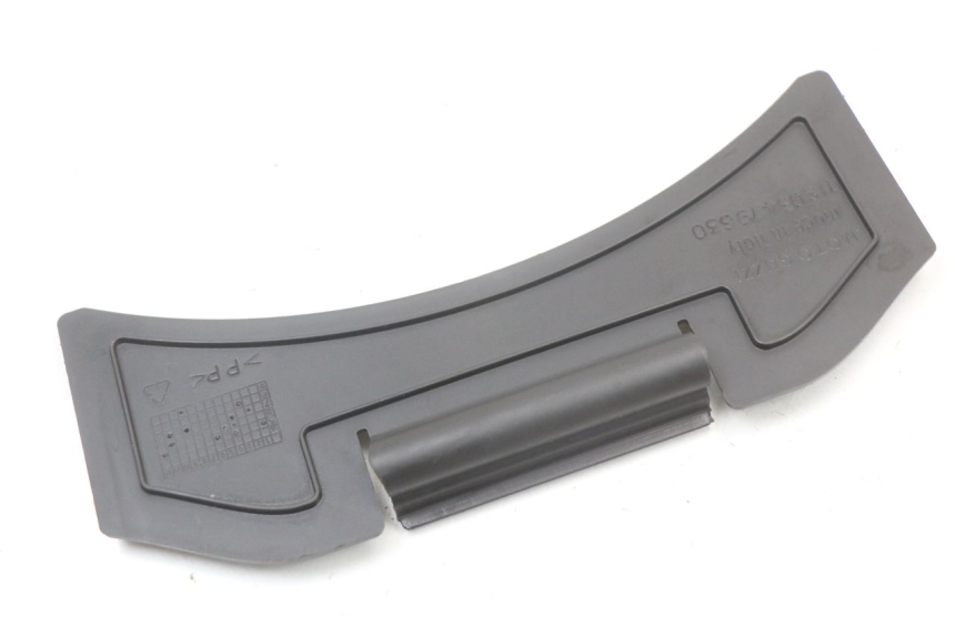 photo de TOOL KIT STRAP MOTO GUZZI NORGE 8V GT 1200 (2011 - 2016) - Alternative perspective