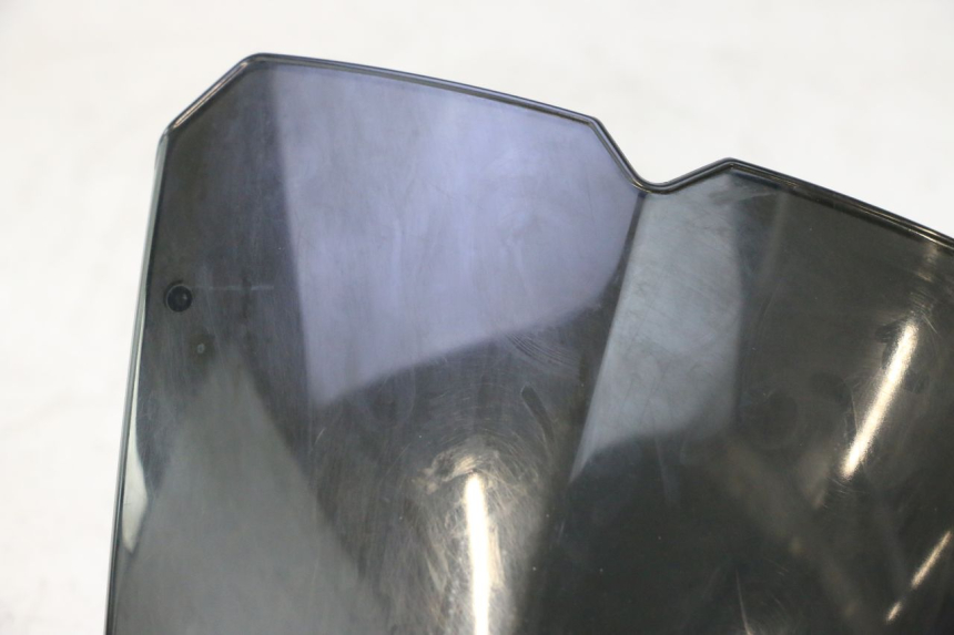 photo de WINDSHIELD PEUGEOT KISBEE 4T 50 (2023 - 2026) - Product overview