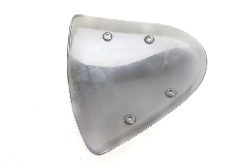photo de WINDSHIELD GILERA RUNNER SP 50 (2002 - 2004) - Technical close-up