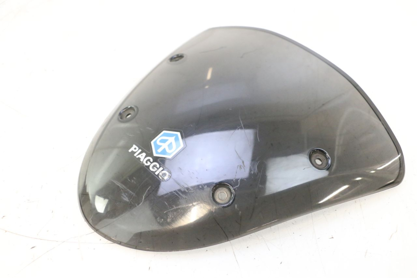 photo de WINDSHIELD PIAGGIO TYPHOON 50 (2000 - 2009) - Fixing points details