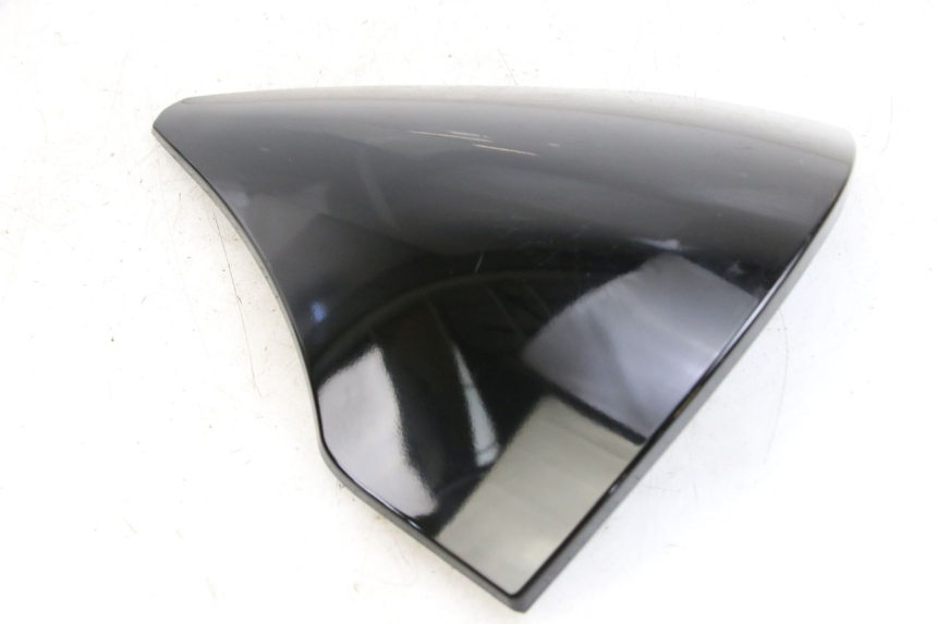 photo de WINDSHIELD PIAGGIO X10 125 (2012 - 2017) - Technical close-up