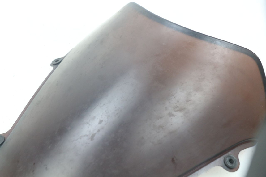 photo de WINDSHIELD SUZUKI XF FREEWIND 650 (1997 - 2003) - Zoom on usage condition