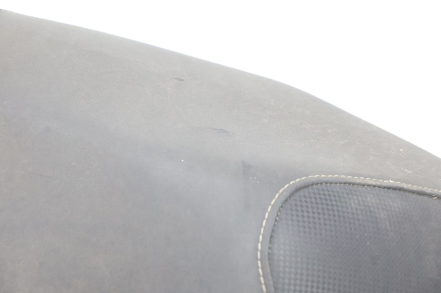 photo de SEAT KYMCO AGILITY CITY 16P 125 (2015 - 2024) - Surface and material condition