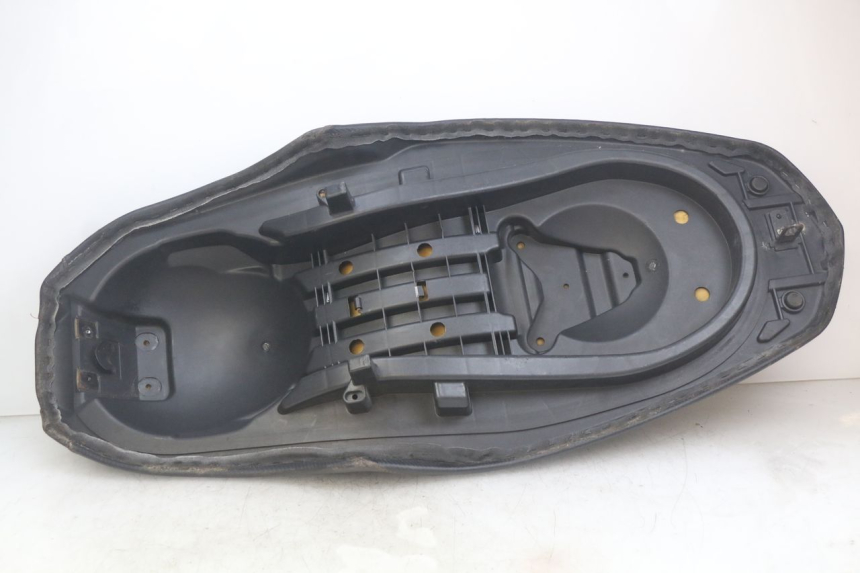 photo de SEAT NECO ALEXONE 125 (2017 - 2024) - Fixing points details