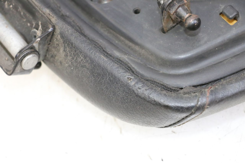 photo de REAR SEAT QUADRO 4 4D 350 (2015 - 2018) - Alternative perspective