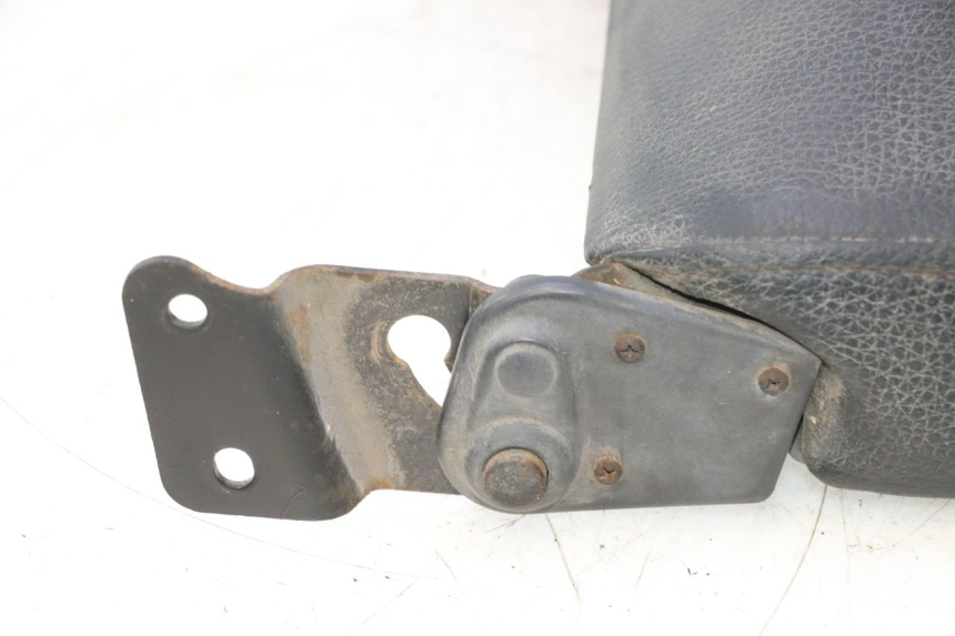 photo de REAR SEAT KYMCO AGILITY 4T 10" 50 (2005 - 2018) - Component detail