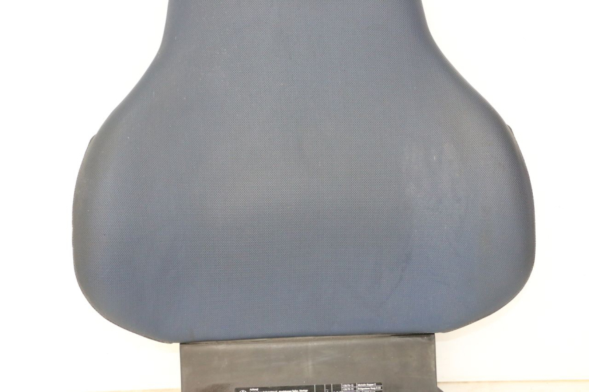 photo de REAR SEAT BMW C1 125 (2000 - 2003) - Additional view of the item