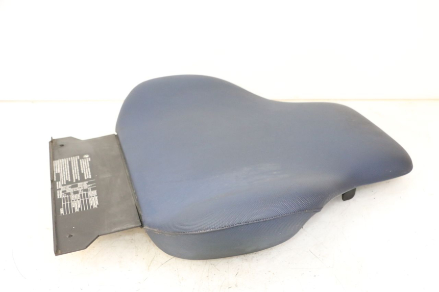 photo de REAR SEAT BMW C1 125 (2000 - 2003) - Technical close-up