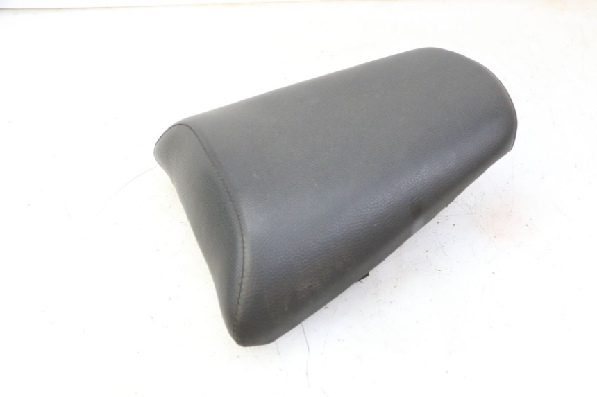 photo de REAR SEAT HONDA CBF 125 (2009 - 2015) - Checked used part