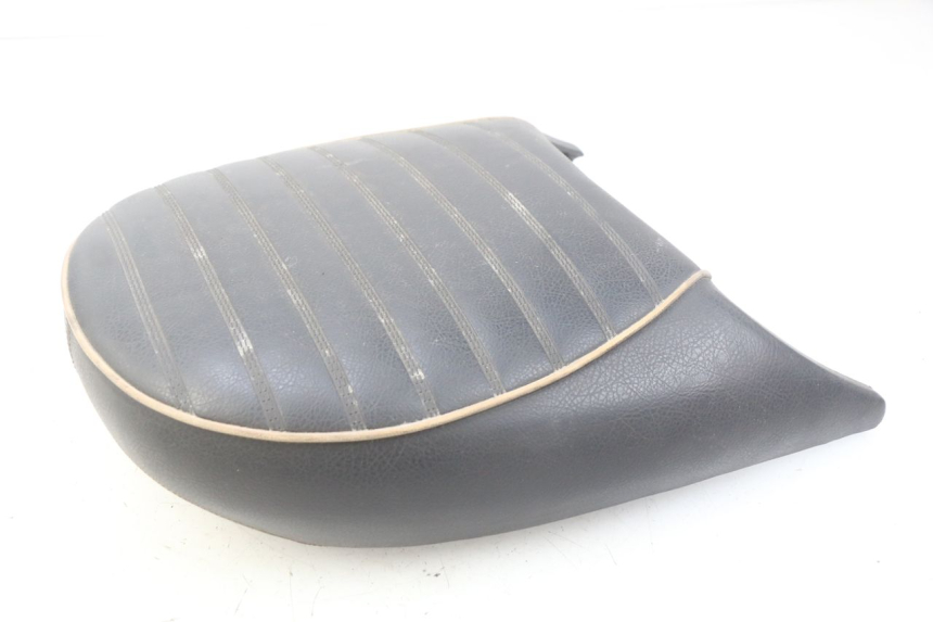 photo de REAR SEAT PEUGEOT DJANGO 2T 50 (2014 - 2019) - Technical close-up
