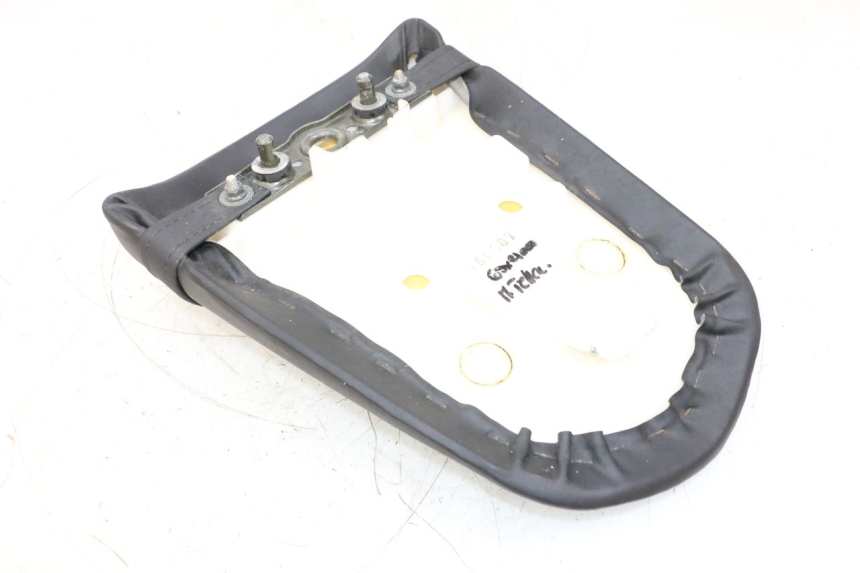 photo de REAR SEAT SUZUKI GSXR GSX-R 1000 (2003 - 2004) - Technical close-up