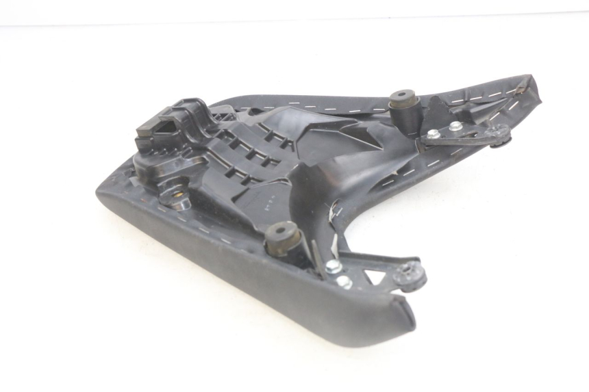 photo de REAR SEAT HONDA INTEGRA NC D 750 (2016 - 2018) - Component detail