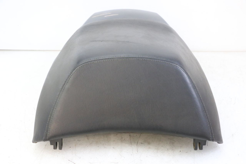 photo de REAR SEAT PEUGEOT SATELIS 125 (2010 - 2012) - Additional view of the item