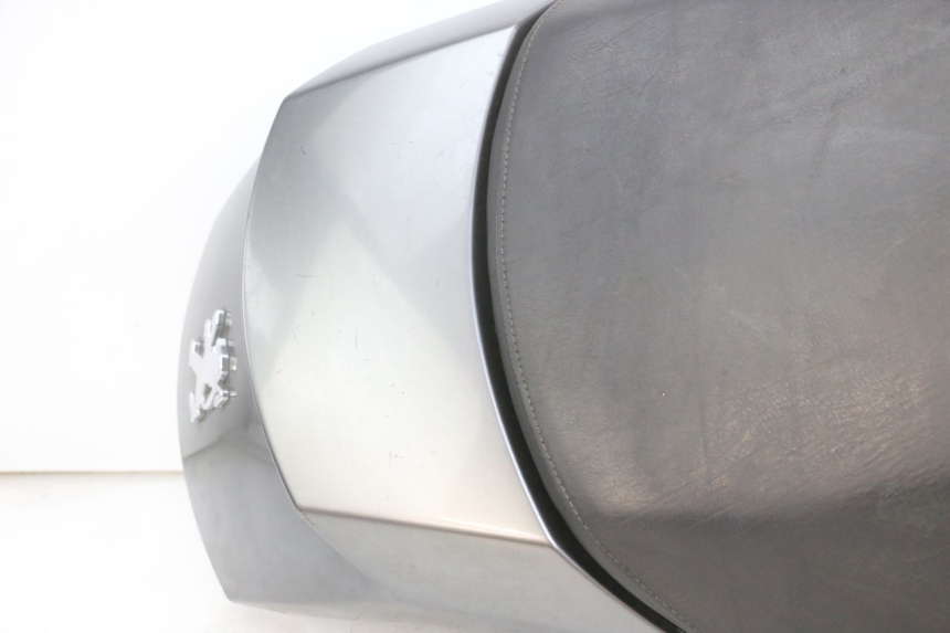 photo de REAR SEAT PEUGEOT SATELIS 125 (2010 - 2012) - Component zoom