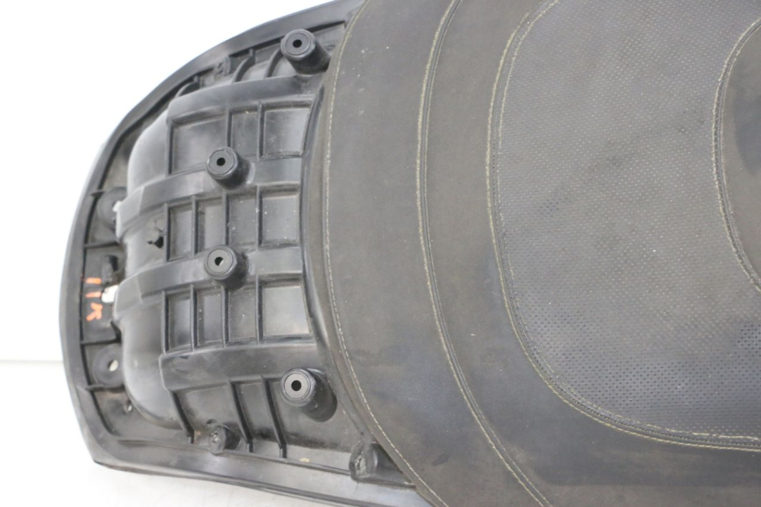 photo de REAR SEAT PEUGEOT SATELIS 125 (2013 - 2018) - Main view