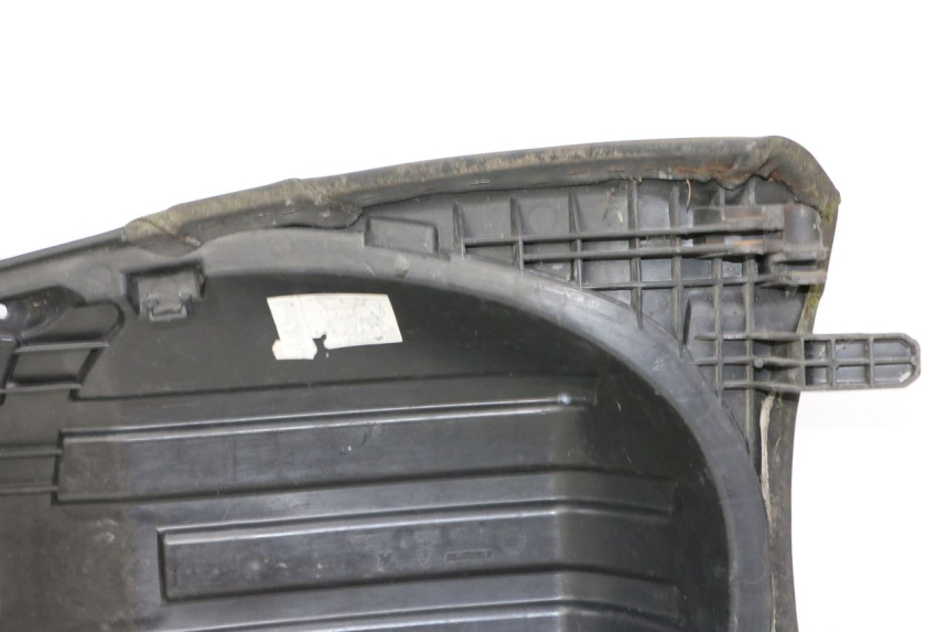 photo de REAR SEAT PEUGEOT SATELIS 125 (2013 - 2018) - Product overview