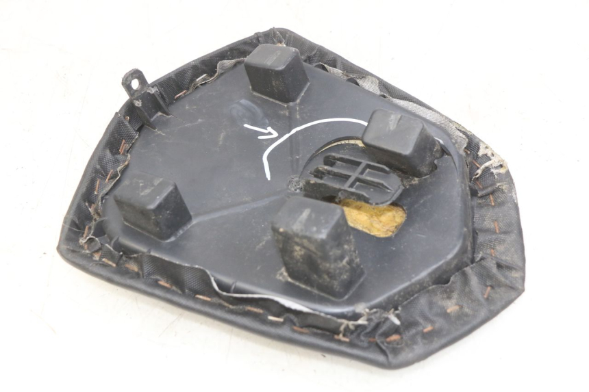 photo de REAR SEAT YAMASAKI RAPTOR 50 (2013 - 2018) - Fixing points details