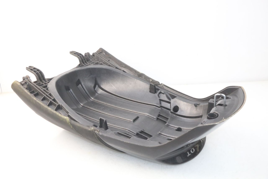 photo de REAR SEAT PEUGEOT SATELIS 300 (2012 - 2015) - Alternative perspective