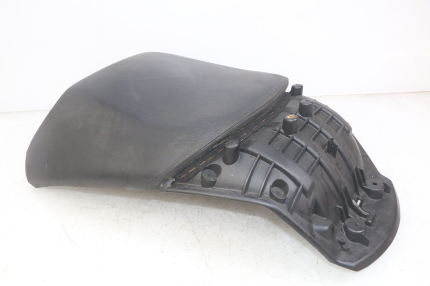photo de REAR SEAT PEUGEOT SATELIS 125 (2010 - 2012) - Additional view of the item