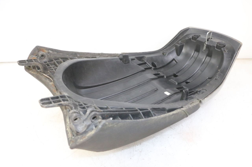 photo de REAR SEAT PEUGEOT SATELIS 125 (2013 - 2018) - Component detail