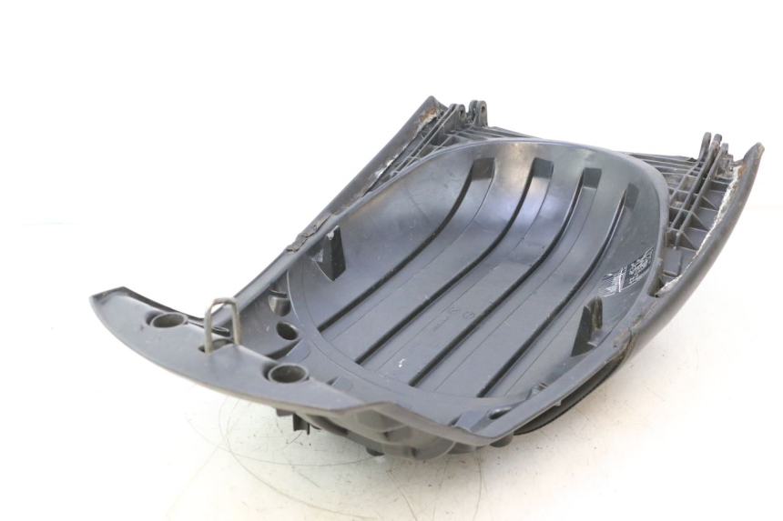photo de REAR SEAT PEUGEOT SATELIS 125 (2006 - 2009) - Alternative perspective