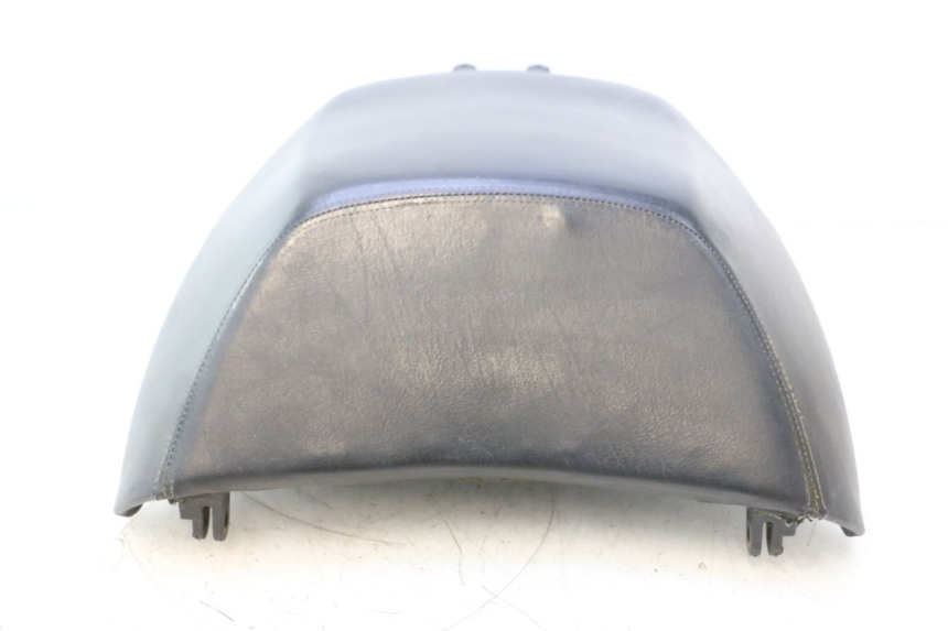 photo de REAR SEAT PEUGEOT SATELIS 125 (2006 - 2009) - Fixing points details