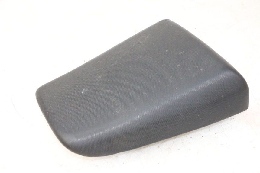photo de REAR SEAT SUZUKI SV S 650 (2003 - 2009) - Fixing points details