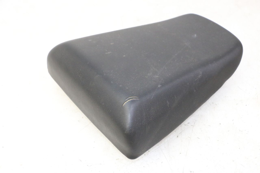 photo de REAR SEAT SUZUKI SV S 650 (2003 - 2009) - Surface and material condition