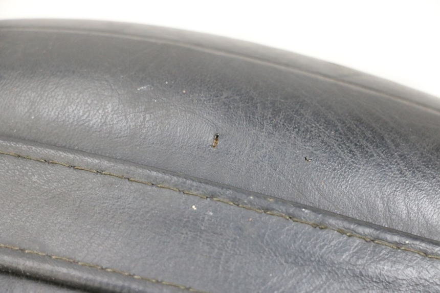 photo de REAR SEAT SUZUKI VL INTRUDER 125 (2004 - 2007) - Technical close-up