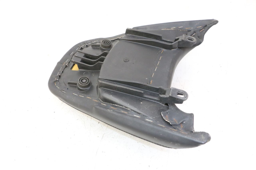 photo de REAR SEAT YAMAHA YP MAJESTY 125 (2007 - 2010) - Component detail