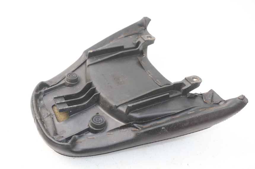 photo de REAR SEAT YAMAHA YP MAJESTY 125 (1998 - 2001) - Zoom on usage condition