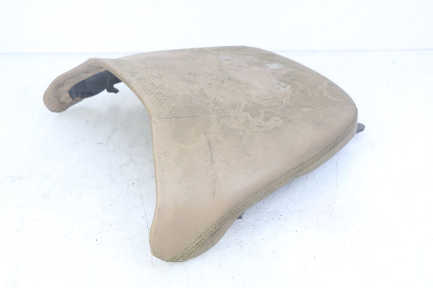 photo de REAR SEAT YAMAHA YP MAJESTY 400 (2004 - 2008) - Fixing points details