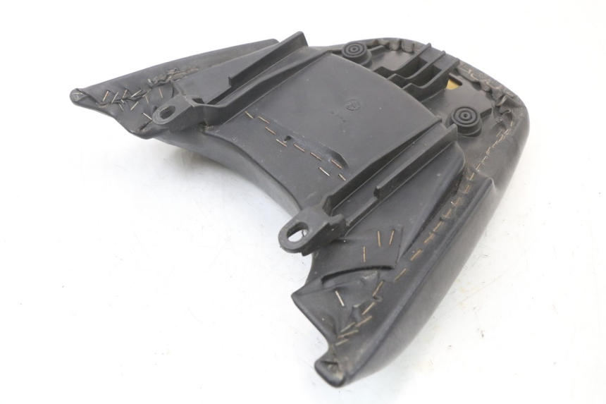 photo de REAR SEAT YAMAHA YP MAJESTY 125 (2002 - 2006) - Component zoom