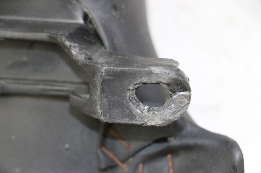 photo de REAR SEAT YAMAHA YP MAJESTY 125 (2002 - 2006) - Zoom on usage condition