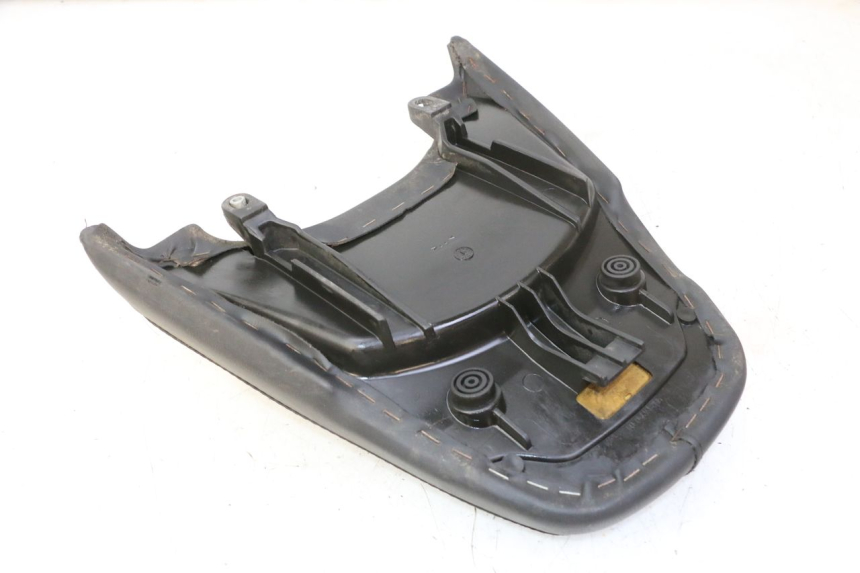 photo de REAR SEAT YAMAHA YP MAJESTY 125 (2007 - 2010) - Technical close-up