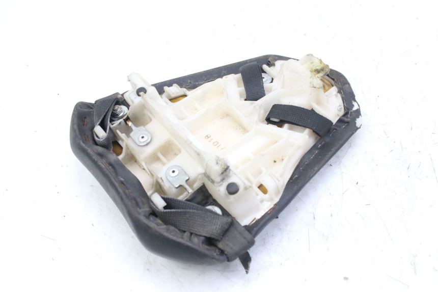 photo de REAR SEAT YAMAHA YZF R1 1000 (2007 - 2008) - Product overview