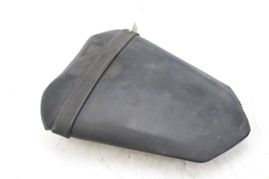 photo de REAR SEAT YAMAHA YZF R1 1000 (2007 - 2008) - Surface and material condition