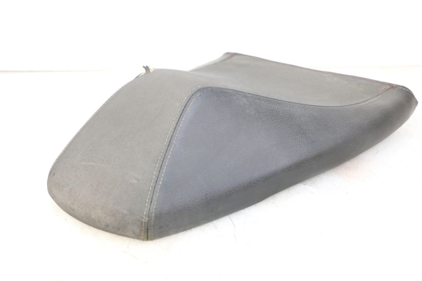 photo de FRONT SEAT QUADRO 4 4D 350 (2015 - 2018) - Detailed visual inspection