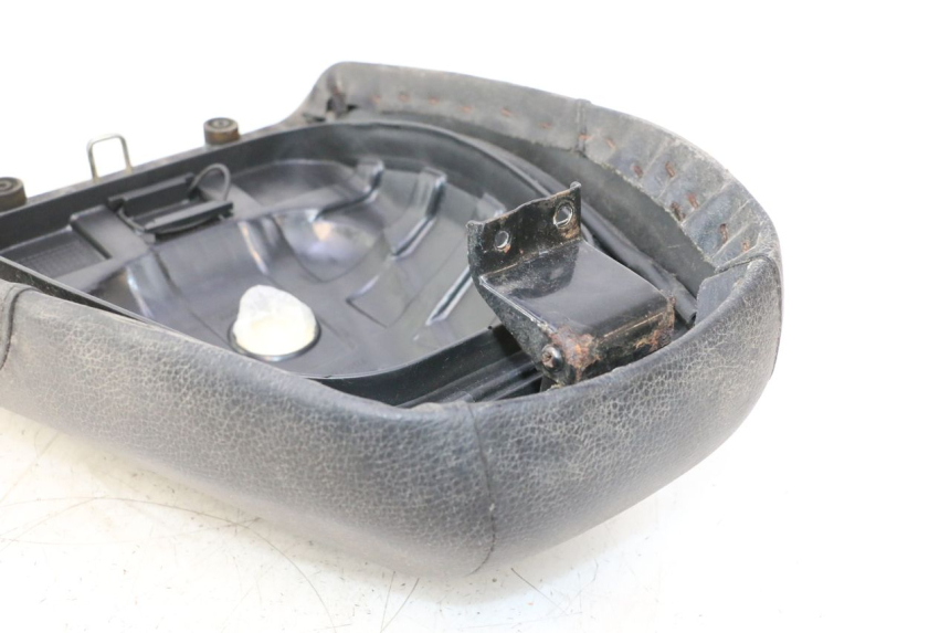photo de FRONT SEAT KYMCO AGILITY 4T 50 (2005 - 2018) - Component detail