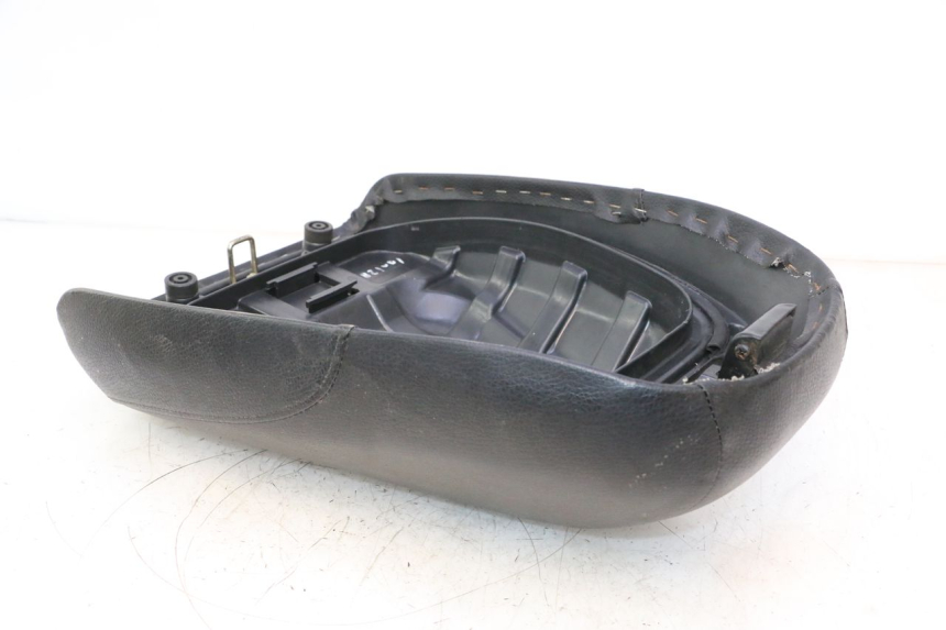 photo de FRONT SEAT KYMCO AGILITY PREMIUM 50 (2007 - 2010) - Checked used part