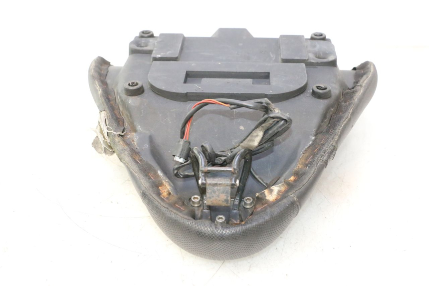 photo de FRONT SEAT BMW C1 125 (2000 - 2003) - Detailed visual inspection