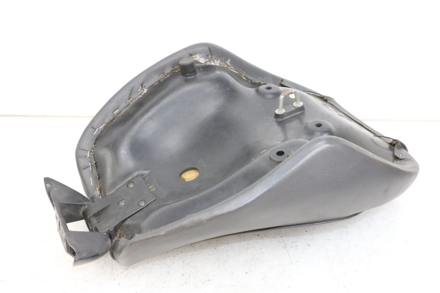 photo de FRONT SEAT APRILIA CLASSIC 125 (1995 - 2001) - Technical close-up